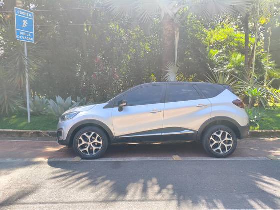 RENAULT CAPTUR 1.6 16V SCE FLEX INTENSE X-TRONIC